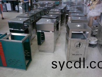 鋼製垃圾桶裝